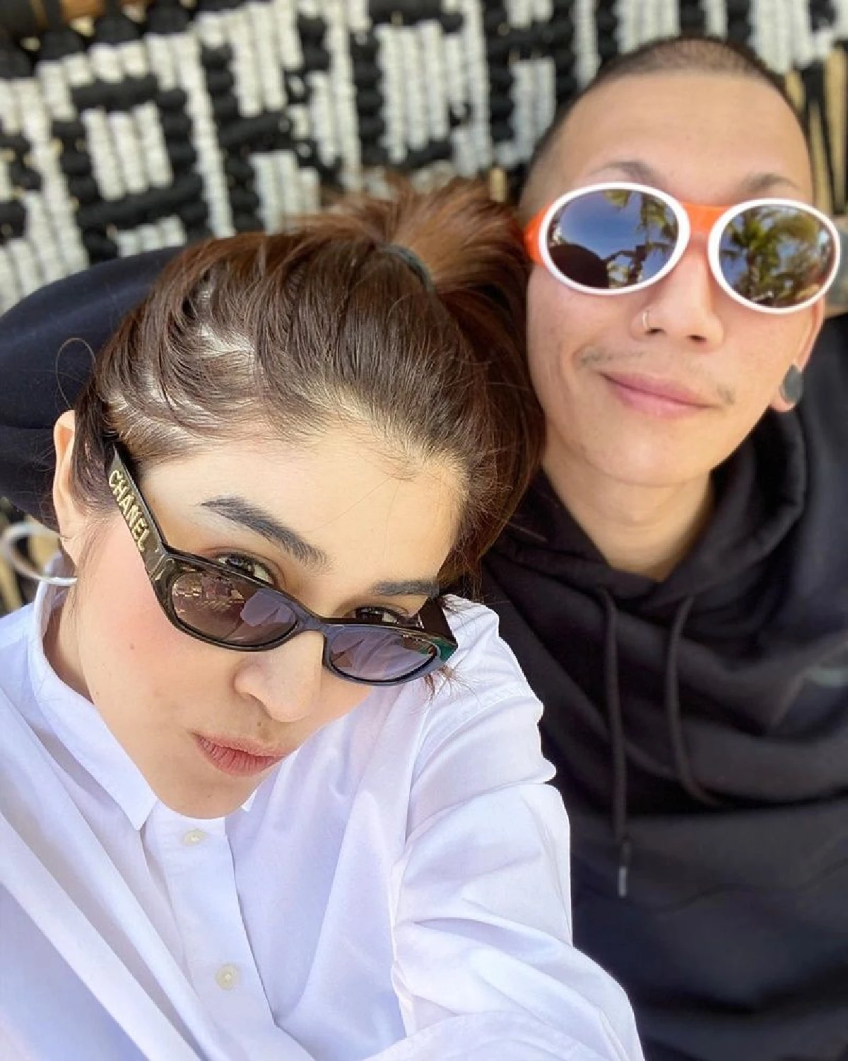 "แจ๊ส ชวนชื่น” โชว์คลิปหวานจุ๊บปาก "แจง แจงจิต” พร้อมบอกรักภรรยาคนเดียว!!