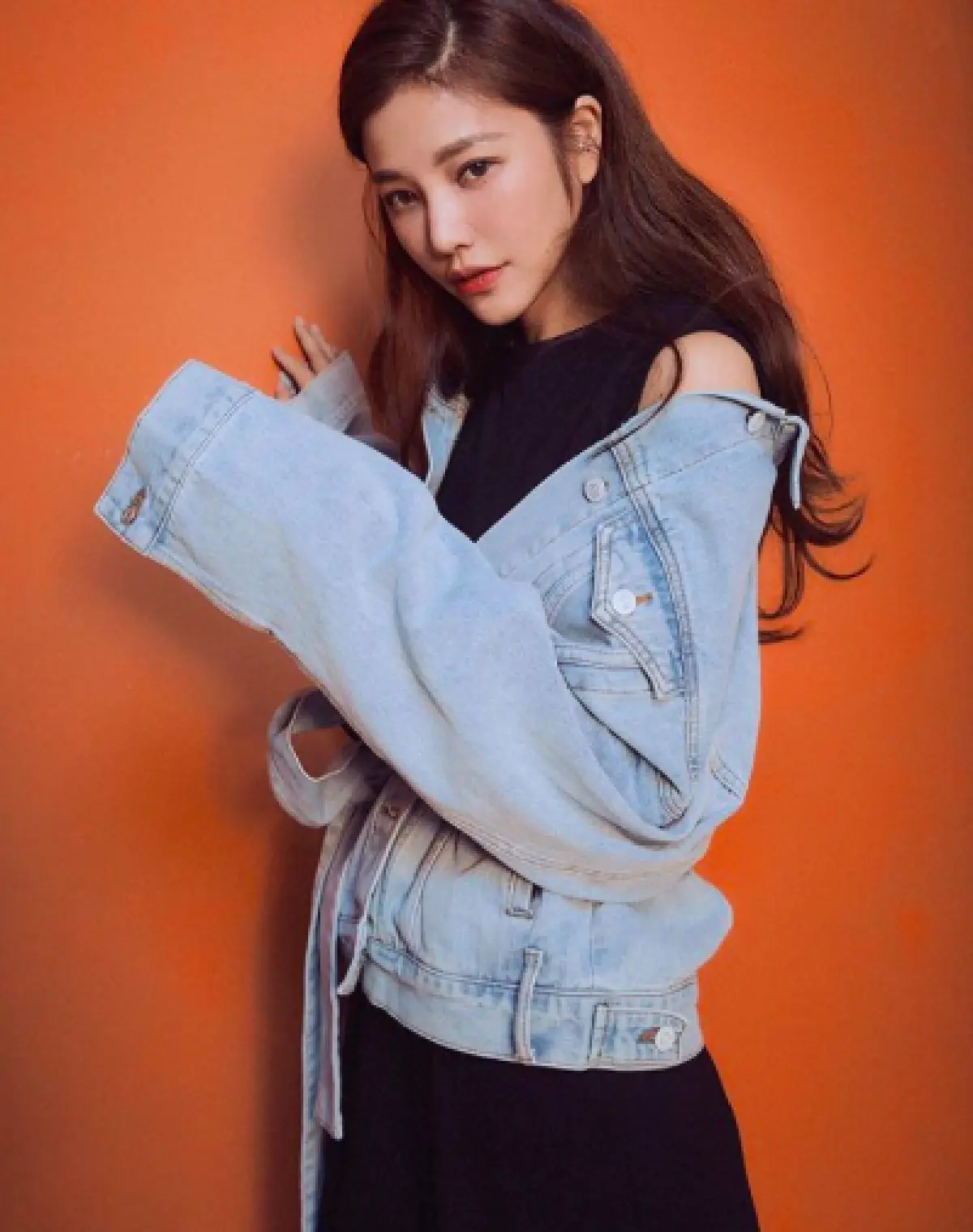 โกงอายุหนักมาก "Lure Hsu" ดีไซเนอร์ชาวไต้หวันวัย 44 ปี หน้าเด็กดั่งสต๊าฟเอาไว้