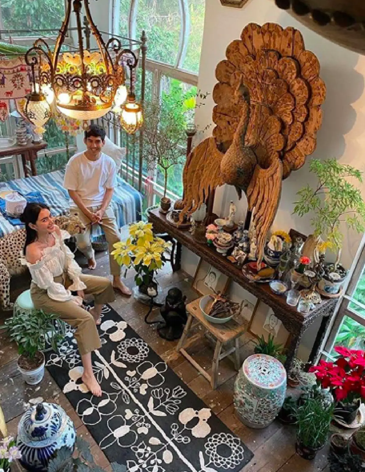 "ใหม่-มิ้นต์” ควงหวานใจ “เต๋อ-ภูผา” กระชับความสัมพันธ์กันที่เชียงใหม่