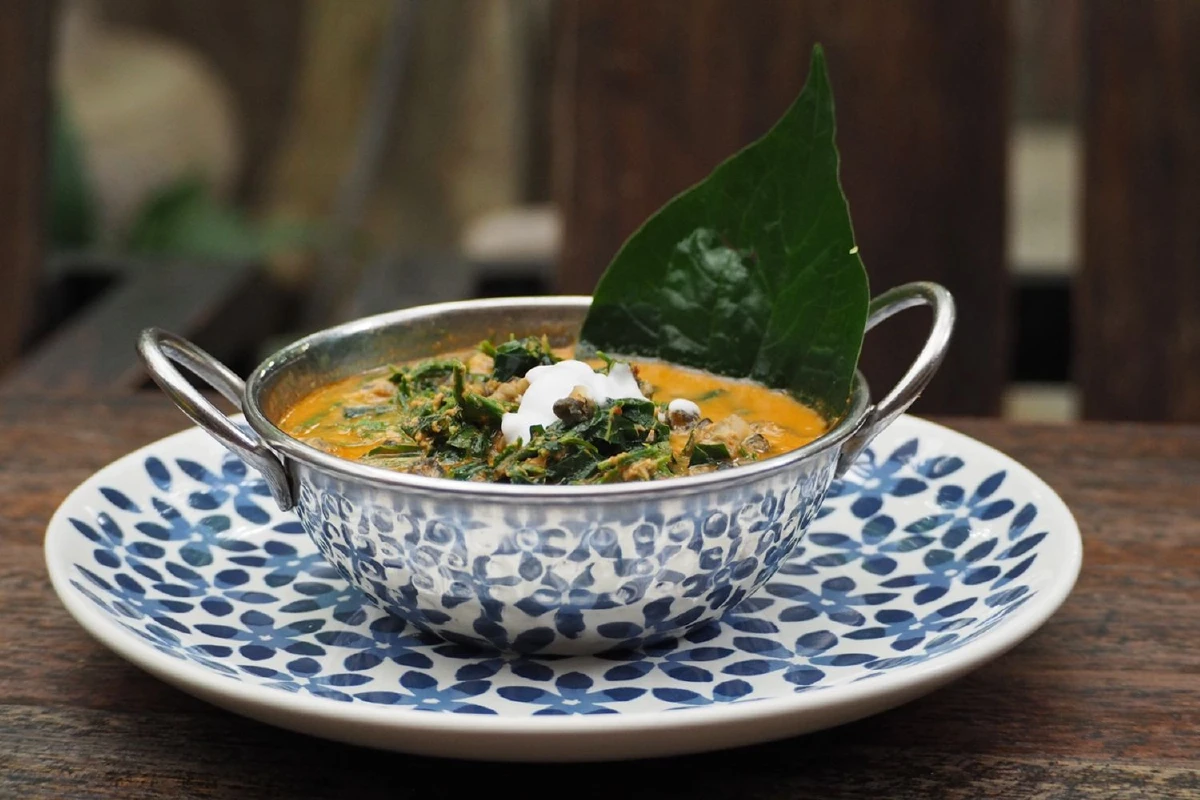 ไปเชียงใหม่ ลิสต์ร้านนี้ไว้ไม่ผิดหวัง The Faces Gallery & Gastro Bar