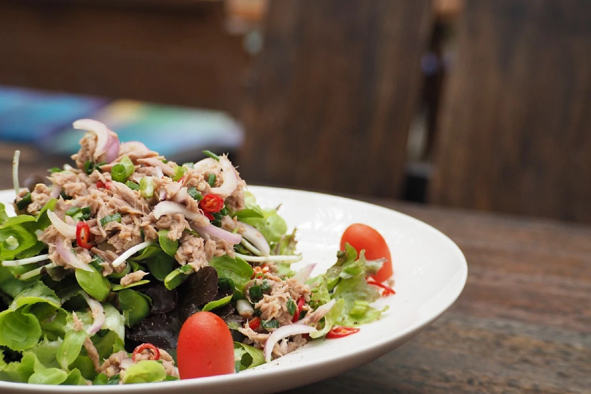 ไปเชียงใหม่ ลิสต์ร้านนี้ไว้ไม่ผิดหวัง The Faces Gallery & Gastro Bar