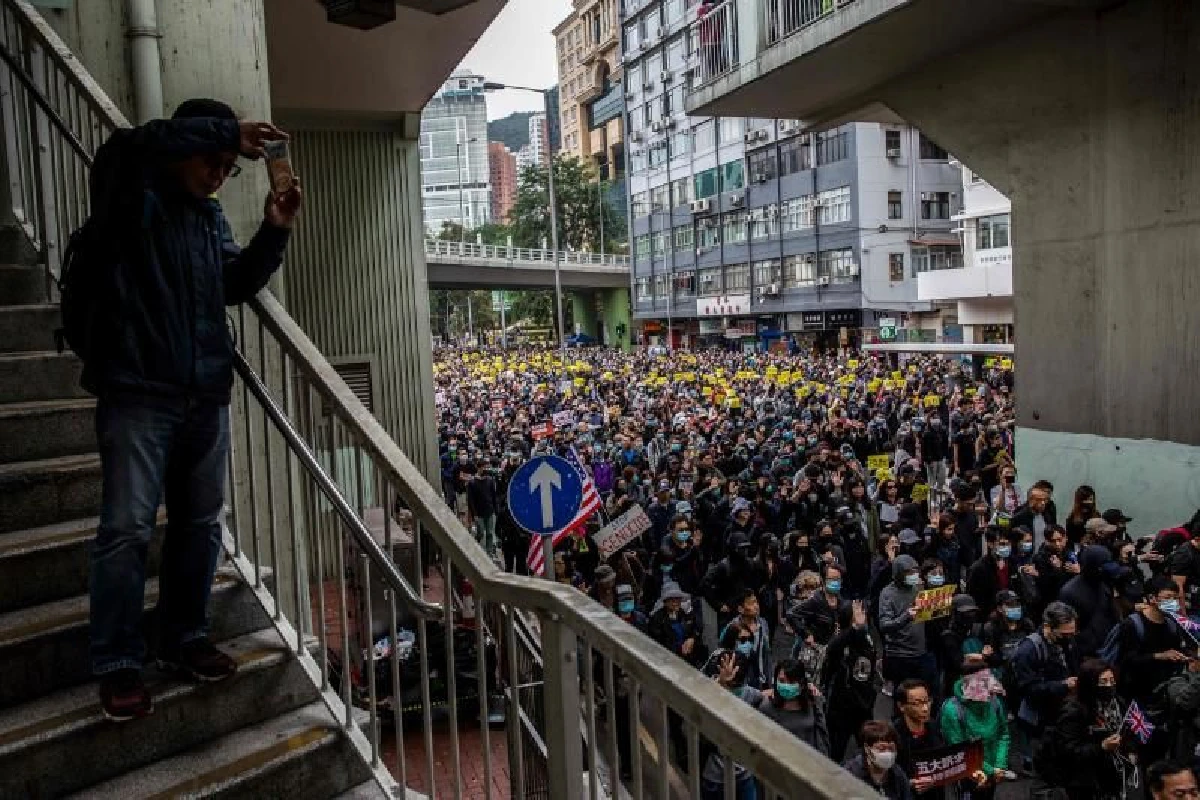 ม็อบฮ่องกงนับหมื่นคิกออฟประท้วงรับวันปีใหม่ 2020