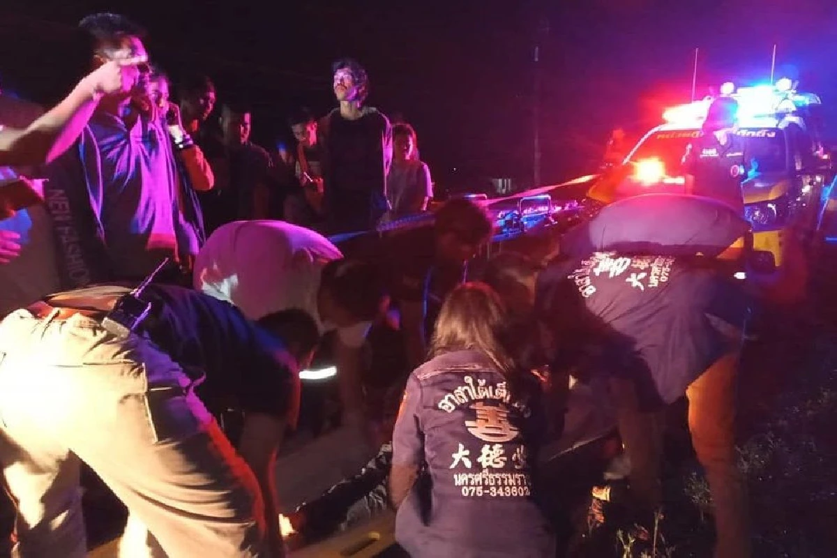 กระบะซิ่งชนจยย.พังยับ เฒ่าวัย70ดับสยองคืนส่งท้ายปีเก่า