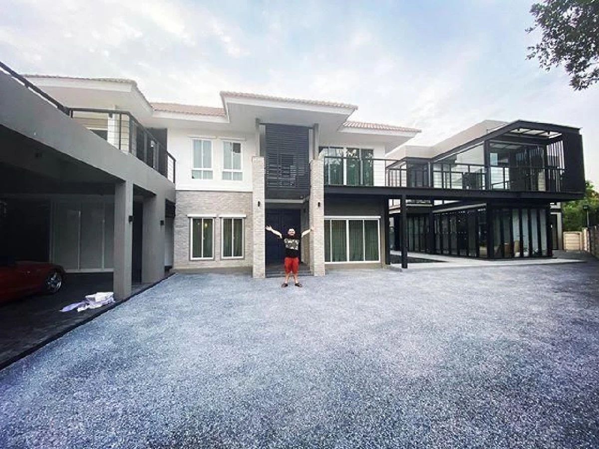 ซูมทุกซอกส่องทุกมุม! บ้านหลังใหม่ เบน ชลาทิศ ตกแต่งสวยน่าอยู่มาก