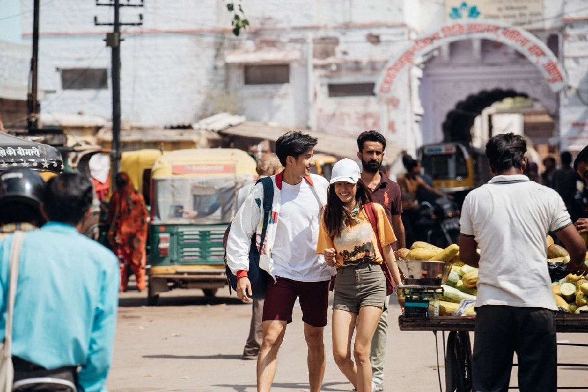 โปเตโต้ ส่ง แบงค์-เก๋ไก๋สไลเดอร์ เหินฟ้าสู่ดินแดนภารตะถ่ายเอ็มวีเพลง “ก็ยังดี”