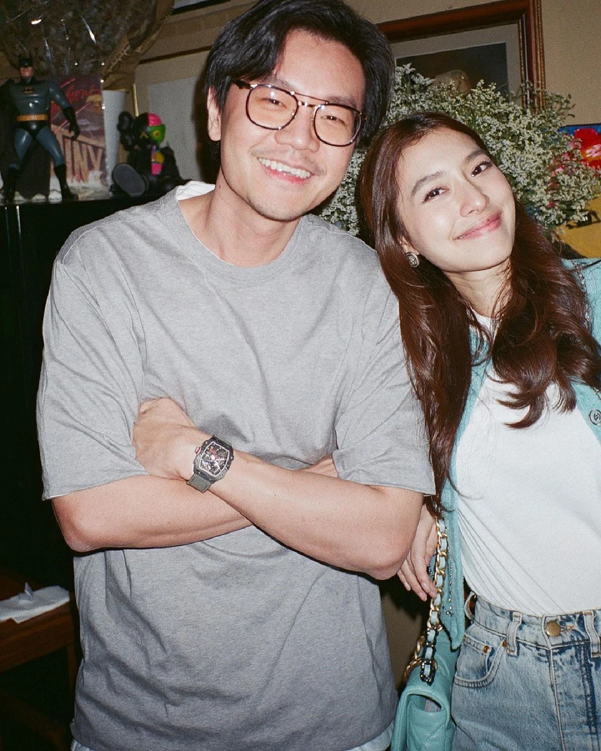 สวยฟาดไม่ยั้ง! มิว นิษฐา เปลี่ยนลุคเป็นสาวเปรี้ยวเท่เอาอยู่ทุกสไตล์จริงๆ