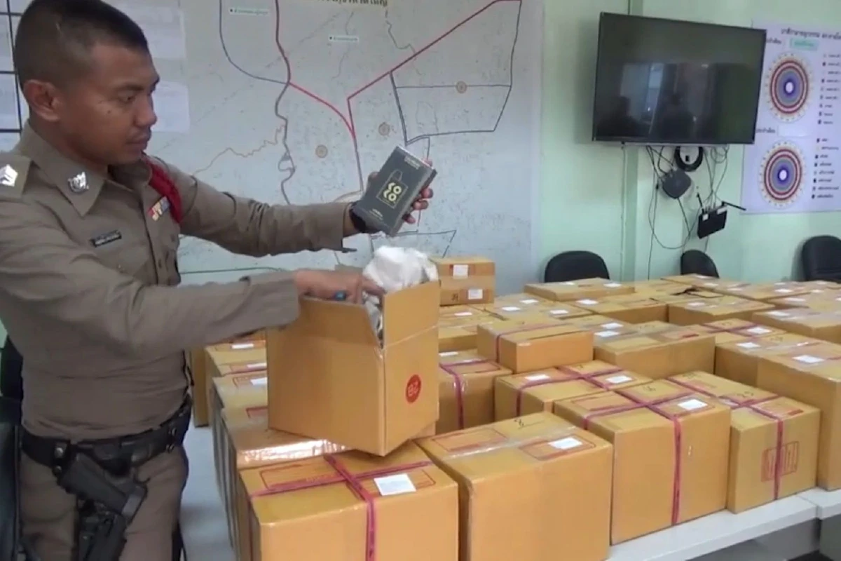 ตำรวจทลายแหล่งขายบุหรี่ไฟฟ้ารายใหญ่ ยึดของกลางมูลค่า5ล้านบาท