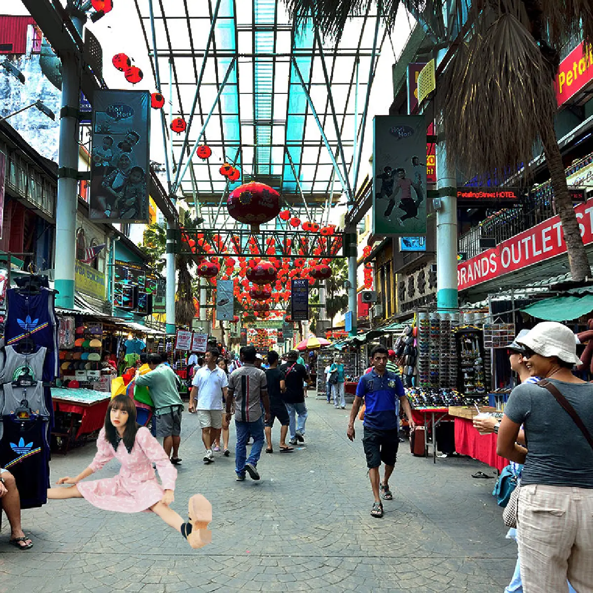 ชาว Blink พากันตัดต่อภาพสาว "ลิซ่า BLACKPINK” อยู่ทุกที่ในอิริยาบถต่างๆ