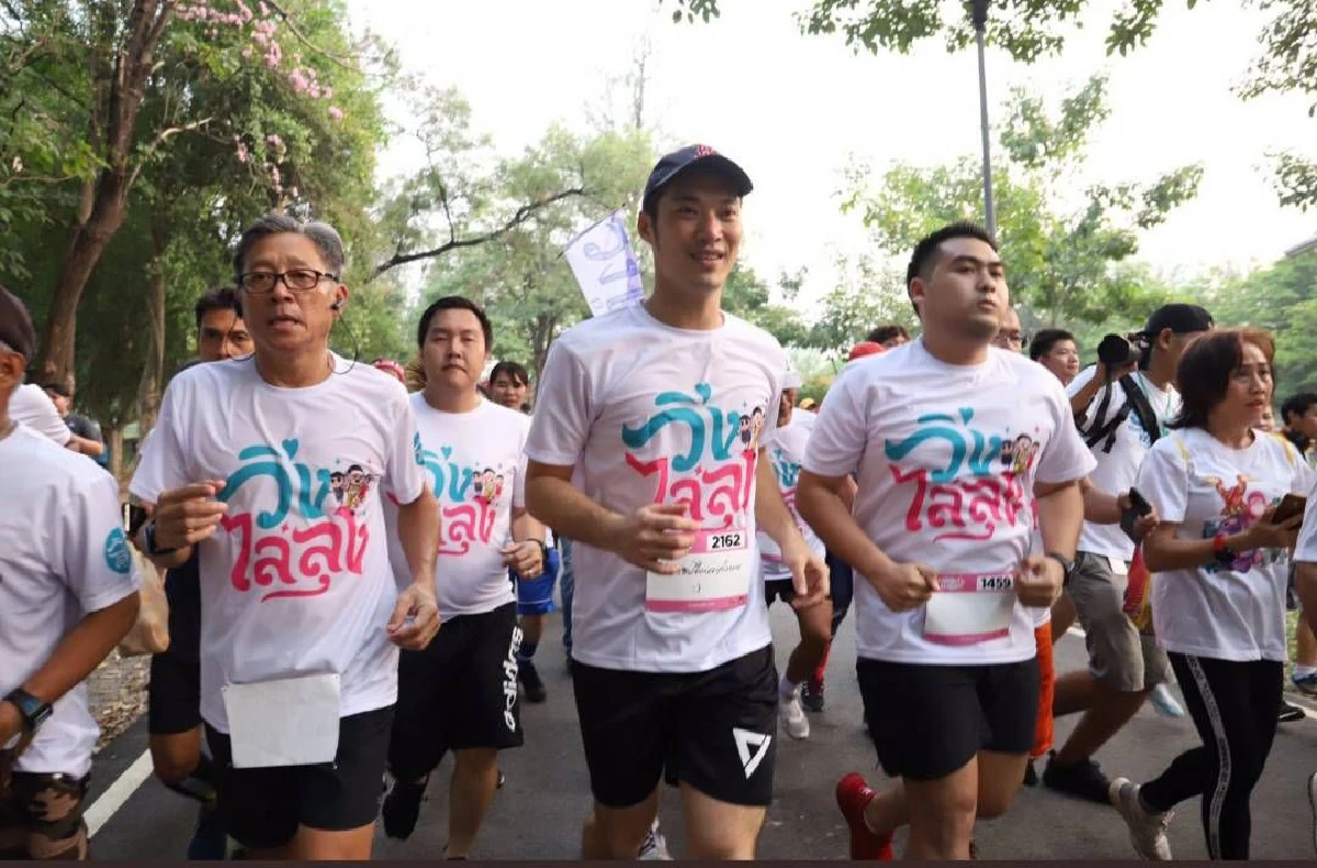 "ช่อ พรรณิการ์"คึกฝากบอกลุง “Do you hear the people sing?”