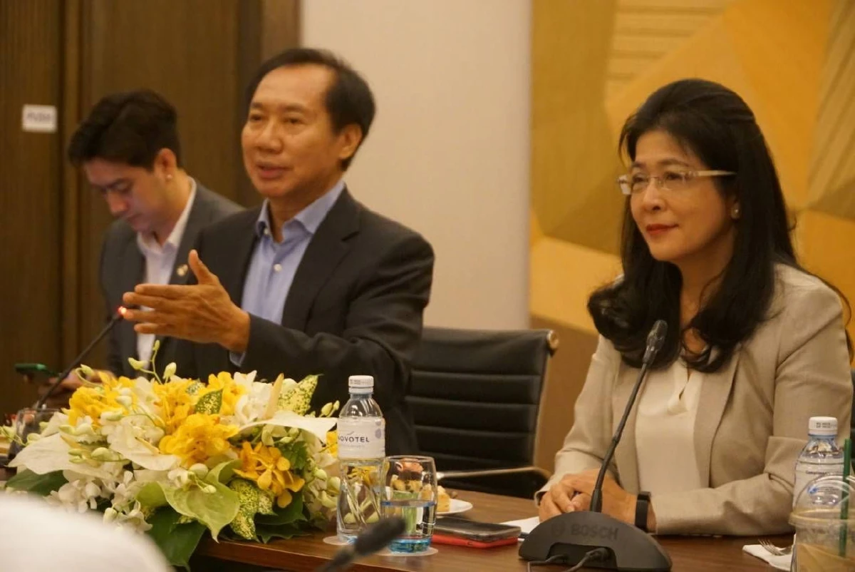 ผู้ประกอบการย่านประตูน้ำโอดครวญยอดขายลดฮวบกว่าร้อยละ 50