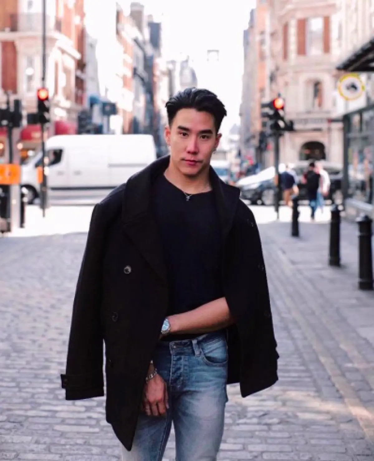 อยากแต่งต้องแต่ง! "เขื่อน เคโอติก” สวยฟาดมาก เกิดตื่นมาอยากแต่งแดร็กควีน