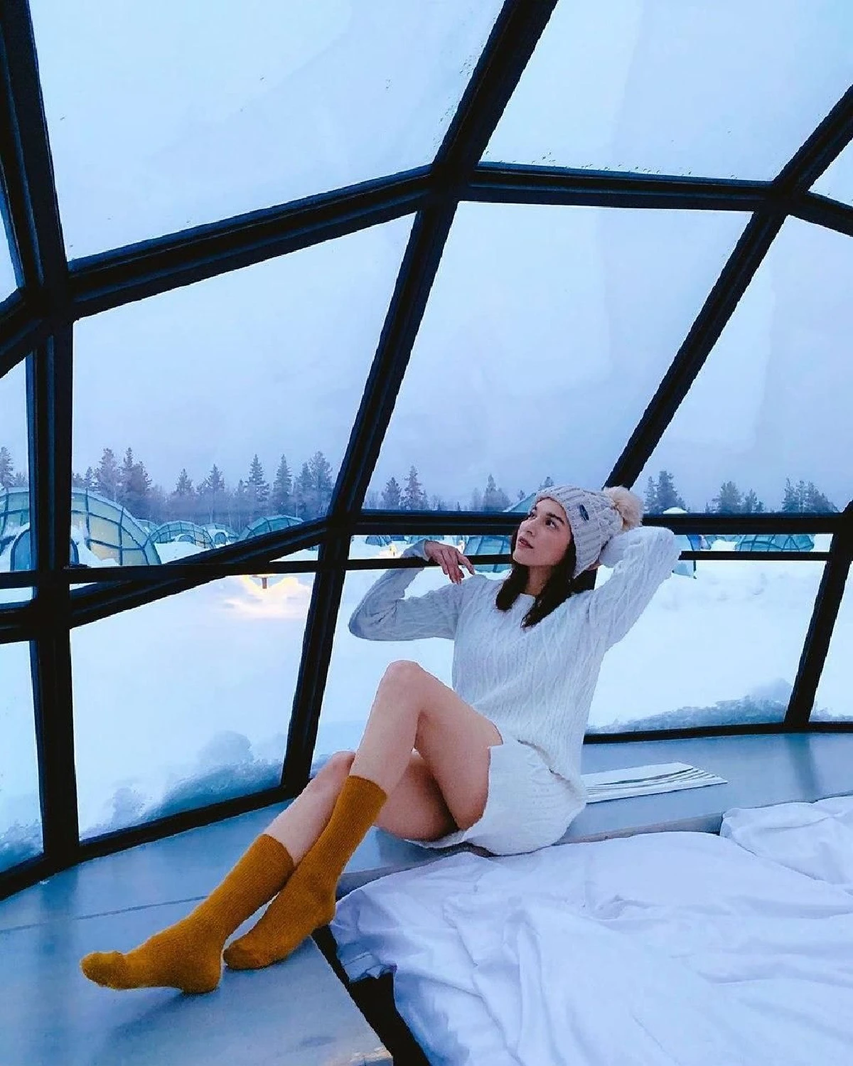 "หยาด หยาดทิพย์" แซ่บทะลุหิมะ นุ่งผ้าห่มอวดช่วงบนขาวๆ