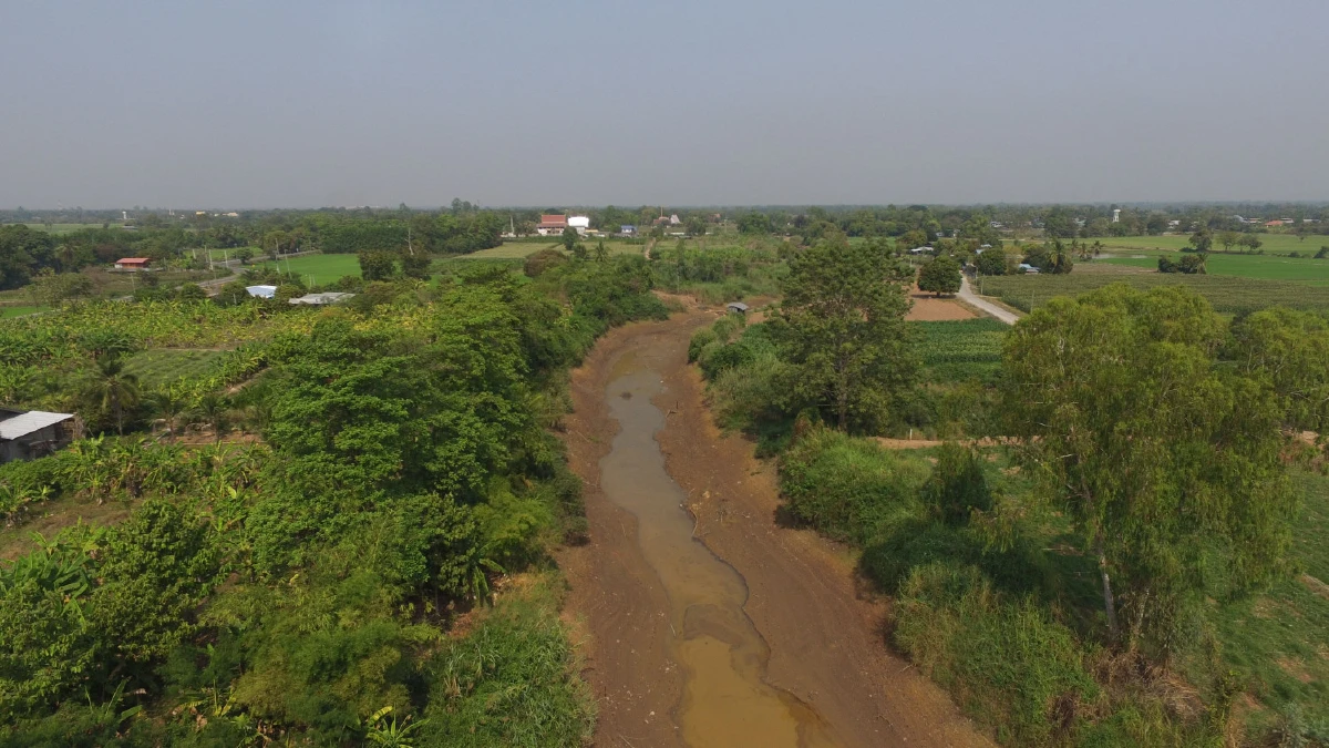 แม่น้ำวังทองเมืองสองแควแห้งขอดภัยแล้งรุกคืบใกล้ถึงจุดวิกฤต