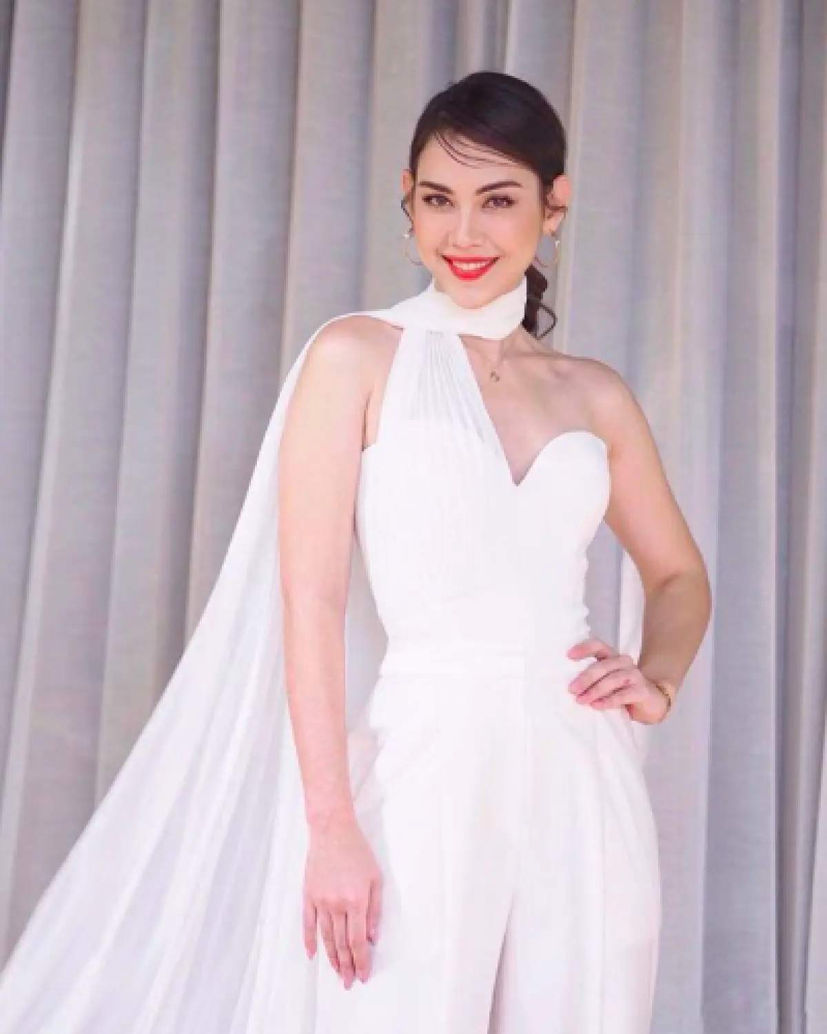 "แมท ภีรนีย์” โชว์หุ่นสวยเพรียวเรียวขายาวๆ ในชุดว่ายน้ำสีดำสุดเซ็กซี่