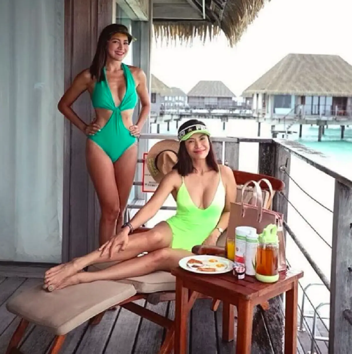 มอบโล่ให้เลย! "โย-เอ” ในชุดว่ายน้ำสุดเว้าทั้งบนและล่าง อวดหุ่นสุดเฟิร์ม