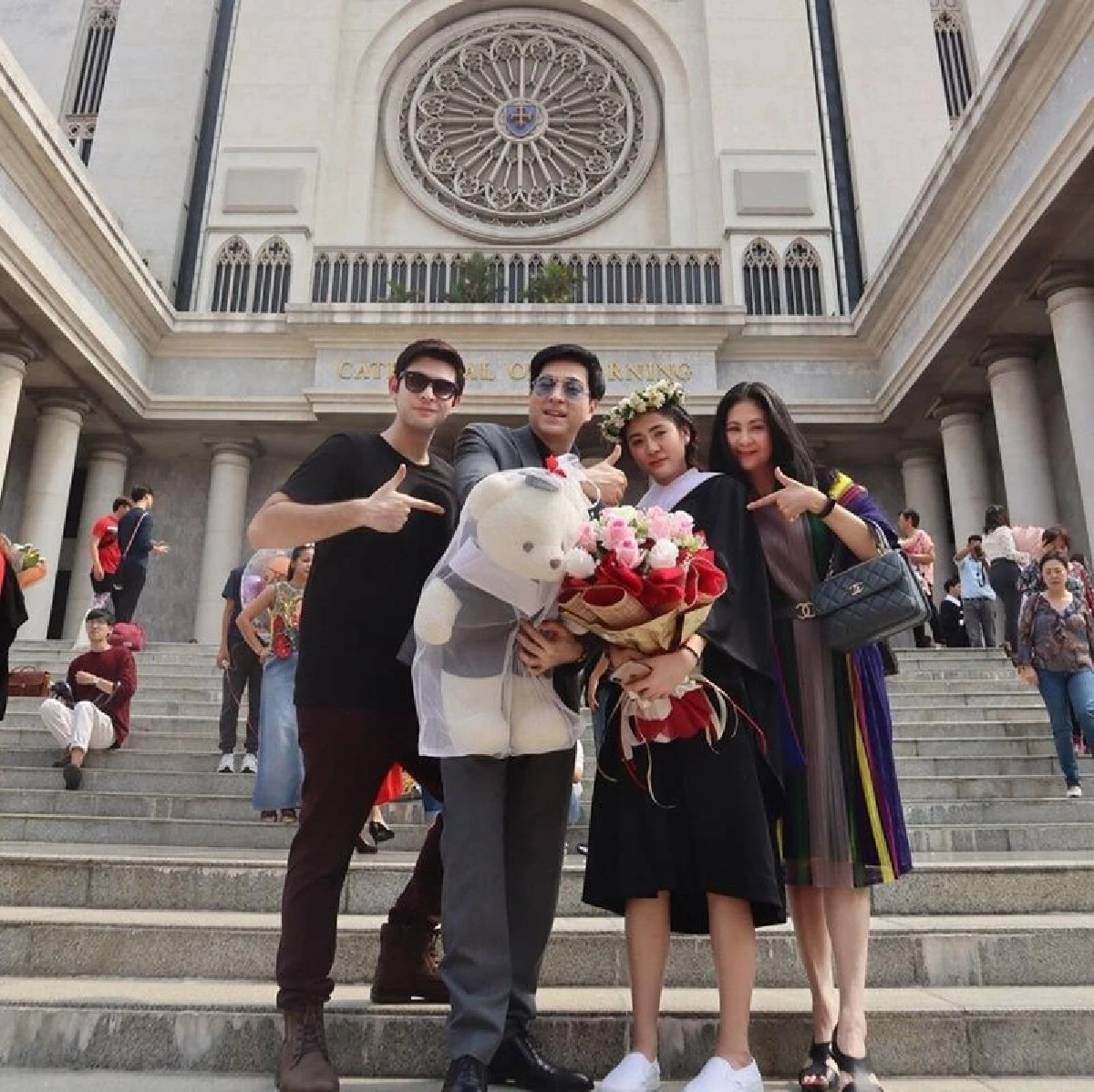 พ่อปลื้มมาก! แซม ยุรนันท์ สุดภูมิใจลูกสาว น้องมายด์ ใช้เวลาแค่ 3 ปี เรียนจบนิติศาสตร์