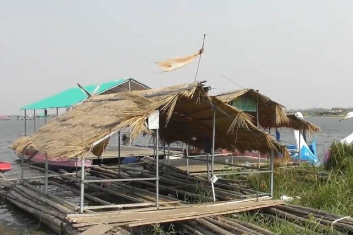 ภัยแล้งคุกคามหนัก ชาวนานครสวรรค์สูบน้ำก้นคลองเลี้ยงต้นข้าว