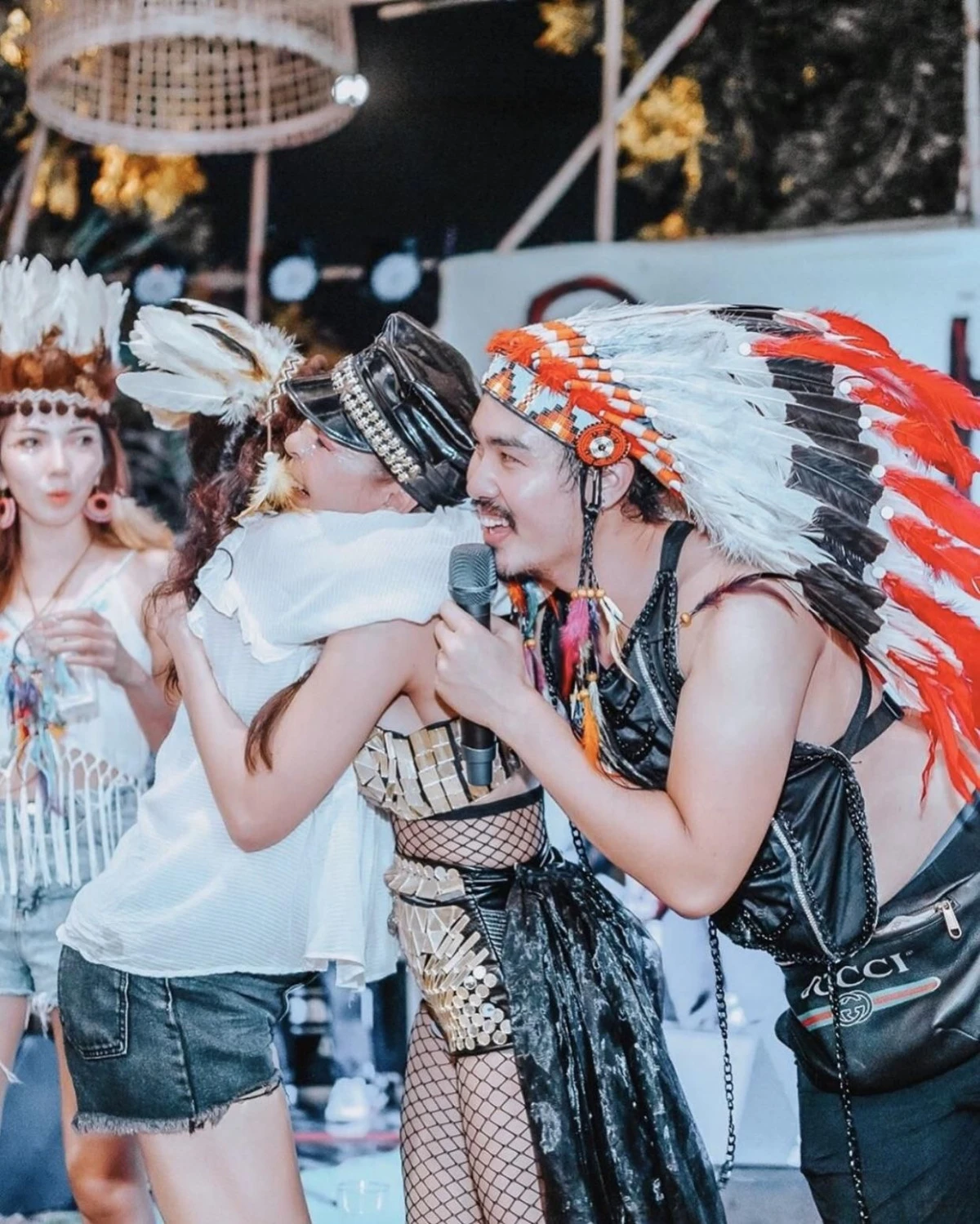 เป๊กกี้ ศรีธัญญา เนรมิตปาร์ตี้ปีใหม่สุดเริ่ด! แจกของขวัญชิ้นใหญ่ทุ่มเงินหลักล้าน