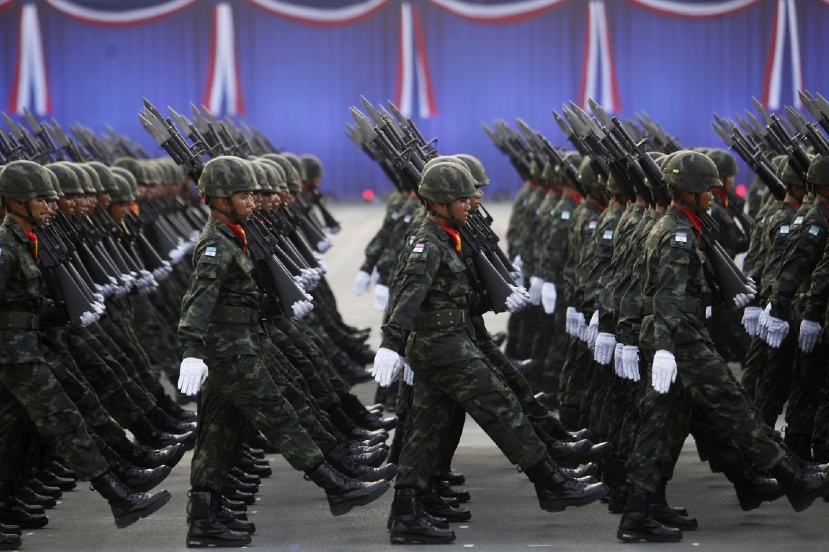 ทหาร-ตำรวจ 6,812 นาย ซ้อมใหญ่พิธีสวนสนามถวายสัตย์ปฏิญาณตน