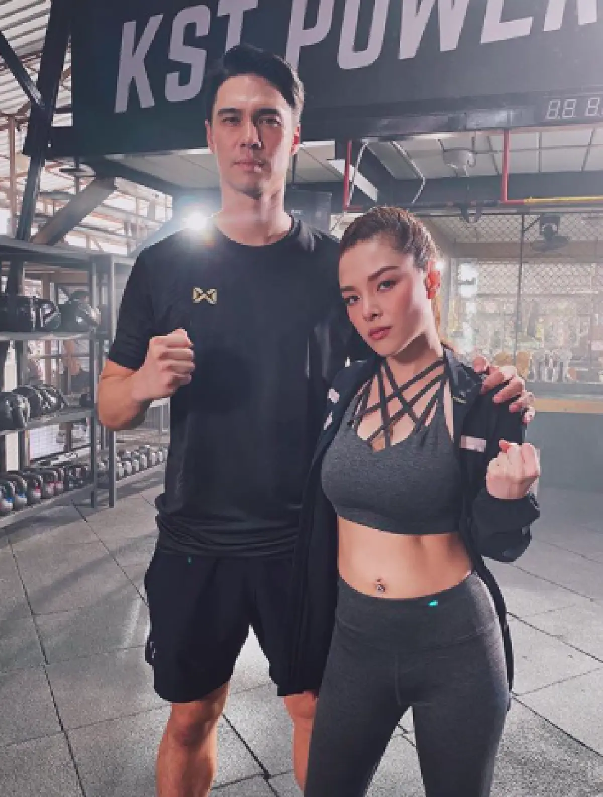 "ลิเดีย" คุณแม่สุดเป๊ะ! กลับมาเซ็กซี่แบบเดิม โชว์หุ่นเป๊ะเอวเอสหลังคลอด