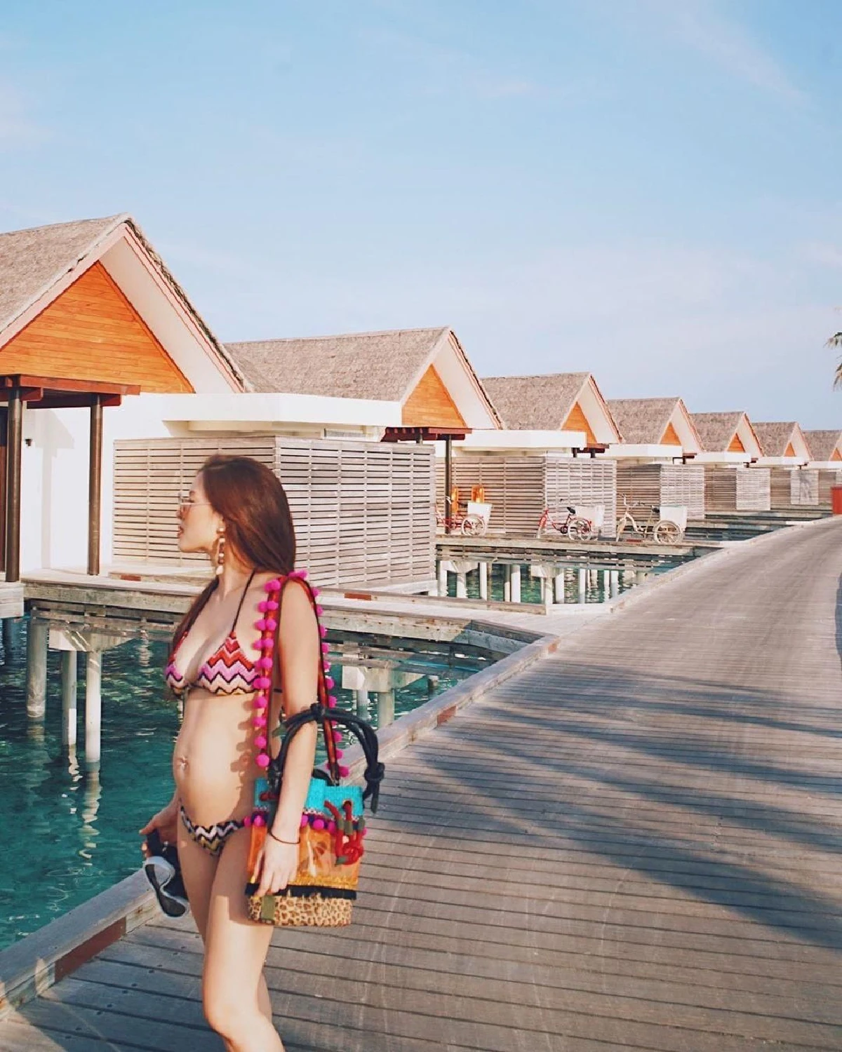 "ลิเดีย" คุณแม่สุดเป๊ะ! กลับมาเซ็กซี่แบบเดิม โชว์หุ่นเป๊ะเอวเอสหลังคลอด