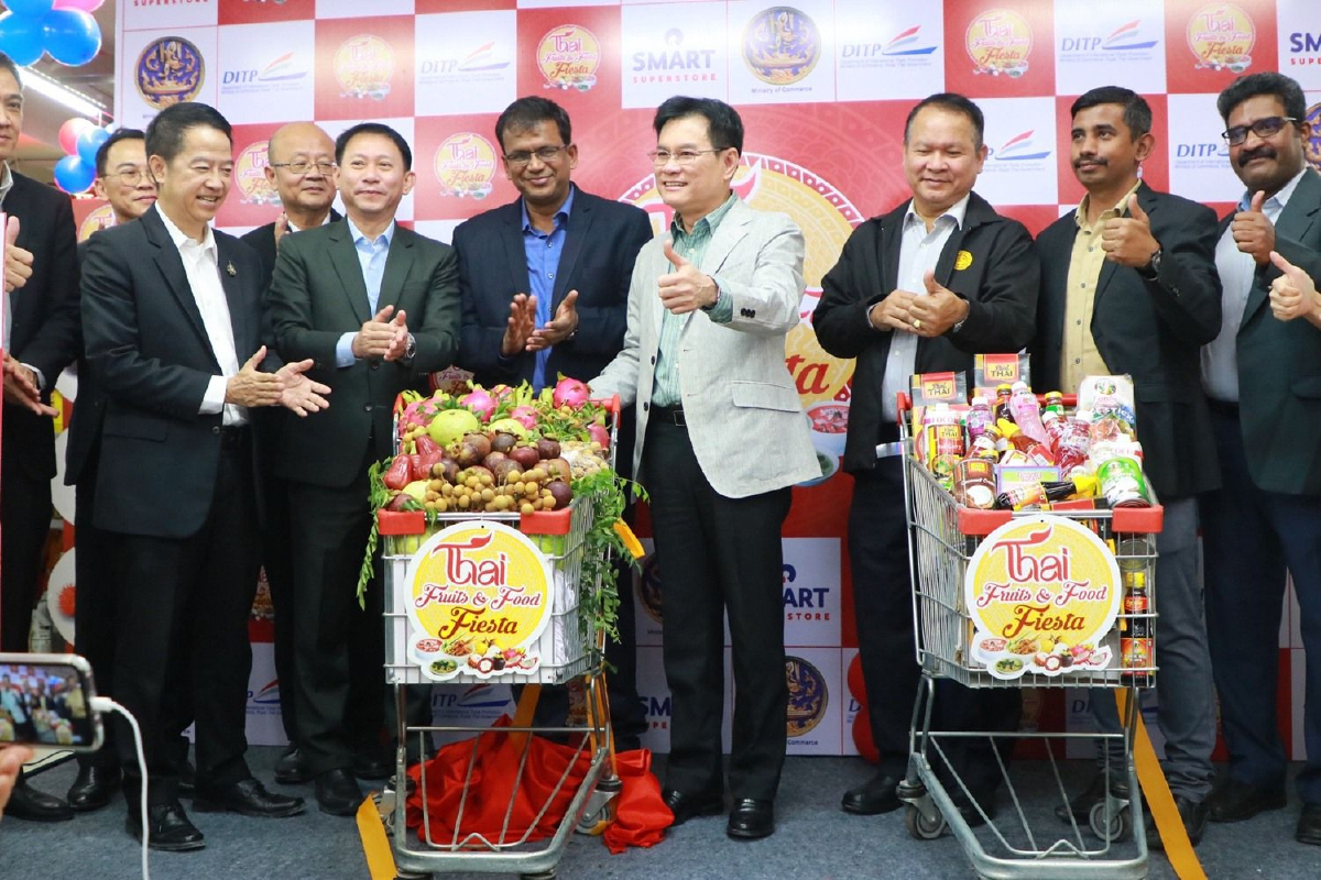 'พาณิชย์' โรดโชว์อินเดีย จับคู่การค้า หนุนส่งออกโต กวาดรายได้ 2,785 ล้านบาท 'พาณิชย์' โรดโชว์อินเดีย จับคู่การค้า หนุนส่งออกโต กวาดรายได้ 2,785 ล้านบาท