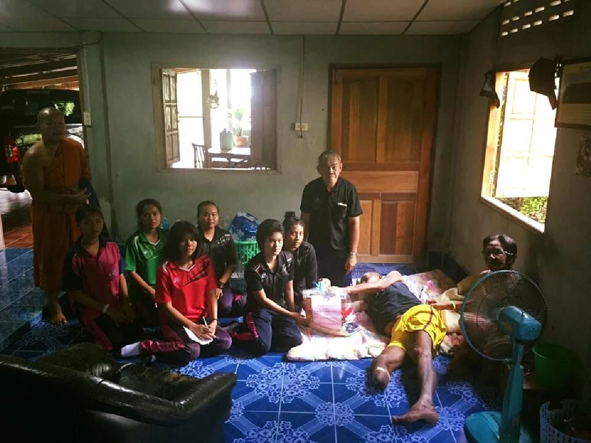 เรื่องเล่าพระธรรมทูตอาสาชายแดนใต้ “บนเส้นทางแห่งองค์พุทธะ”