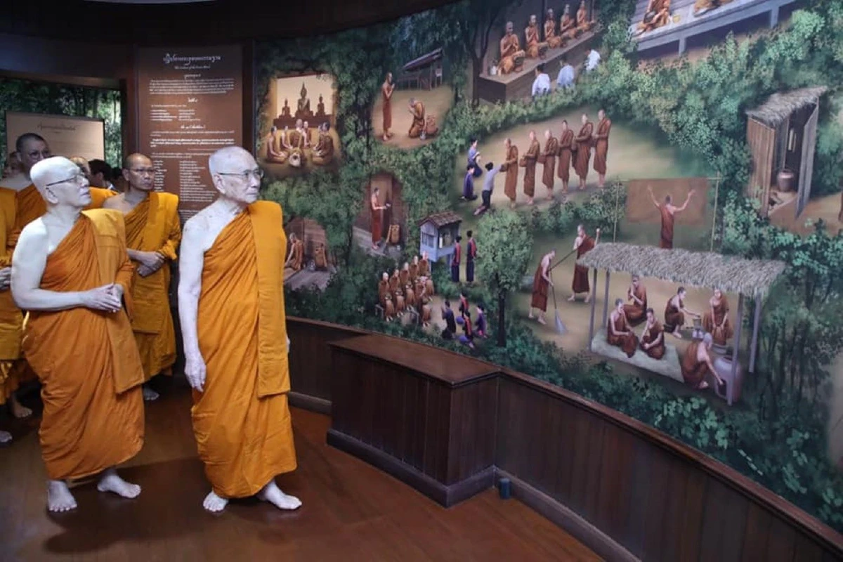 สมเด็จพระสังฆราชเป็นประธานพิธีประกาศเกียรติคุณ"พระอาจารย์มั่น"