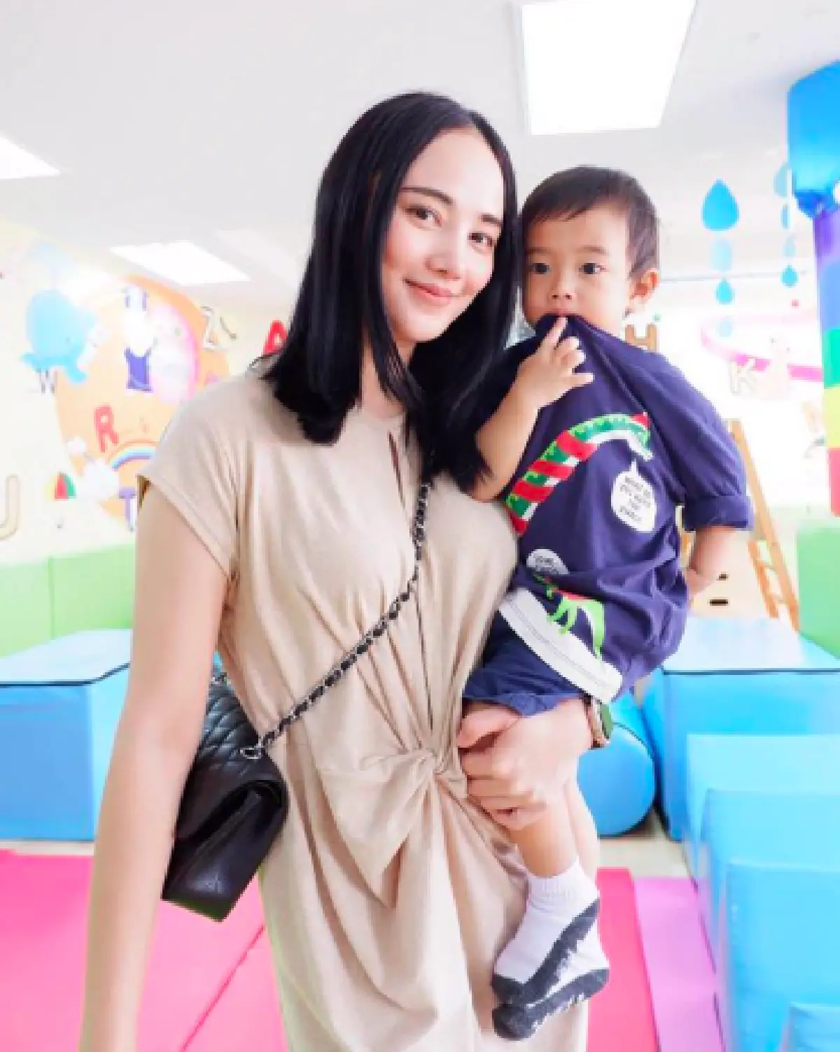 ครอบครัวตัดไม่ขาด! “กุญแจซอล” พา "น้องเทคออฟ” เจอครอบครัวหลังไม่คุยกัน 2 ปี