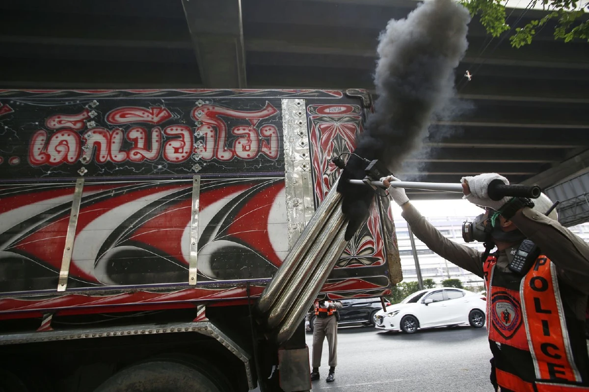 ครม.ไฟเขียวยกระดับมาตรการแก้ปัญหาฝุ่นละออง คุมเข้มควันดำ-เผาในที่โล่ง-โรงงาน
