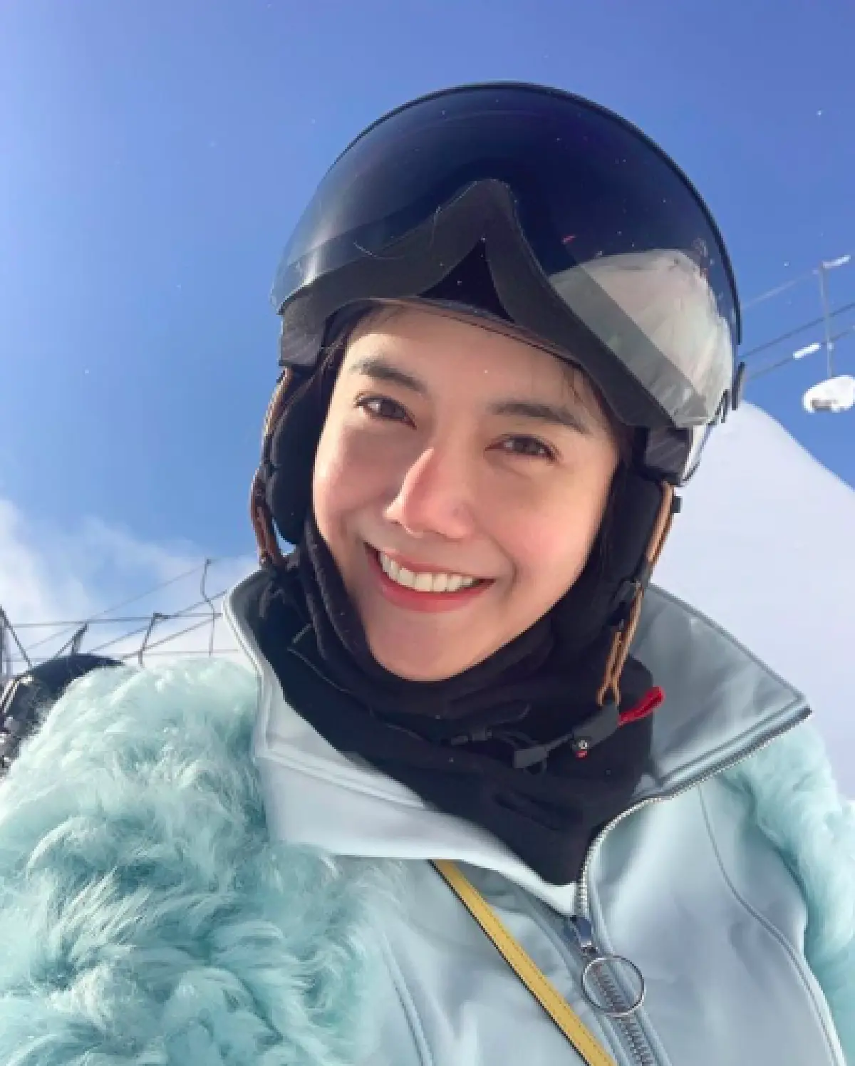 ส่องแฟชั่นตะลุยหิมะของเหล่าคนบันเทิงสาวๆ ที่จัดเต็มกันทุกราย