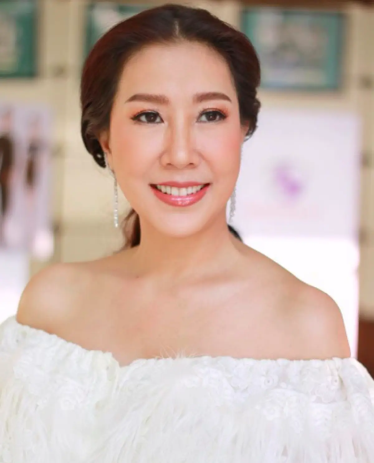 "เอิ๊ก พรหมพร" เจอถาดใส่รองเท้าสนามบินไม่สะอาด บอกรองเท้าตัวเองยังสะอาดกว่าหลายพันเท่า!