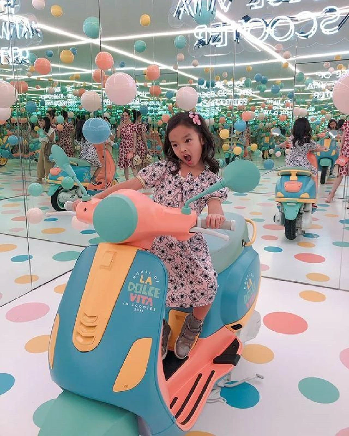 ศรีริต้า ขอยอมแพ้ให้ น้องปีใหม่ ไม่เจอกัน 4 ปี สวยขึ้นเยอะแถมโพสท่าเก่งมาก