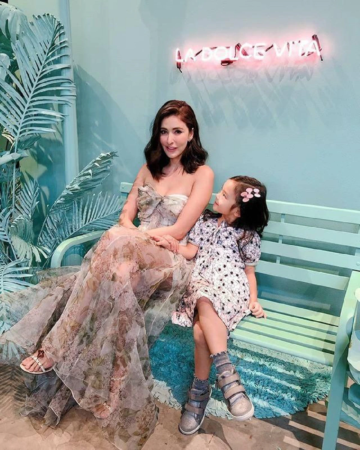 ศรีริต้า ขอยอมแพ้ให้ น้องปีใหม่ ไม่เจอกัน 4 ปี สวยขึ้นเยอะแถมโพสท่าเก่งมาก