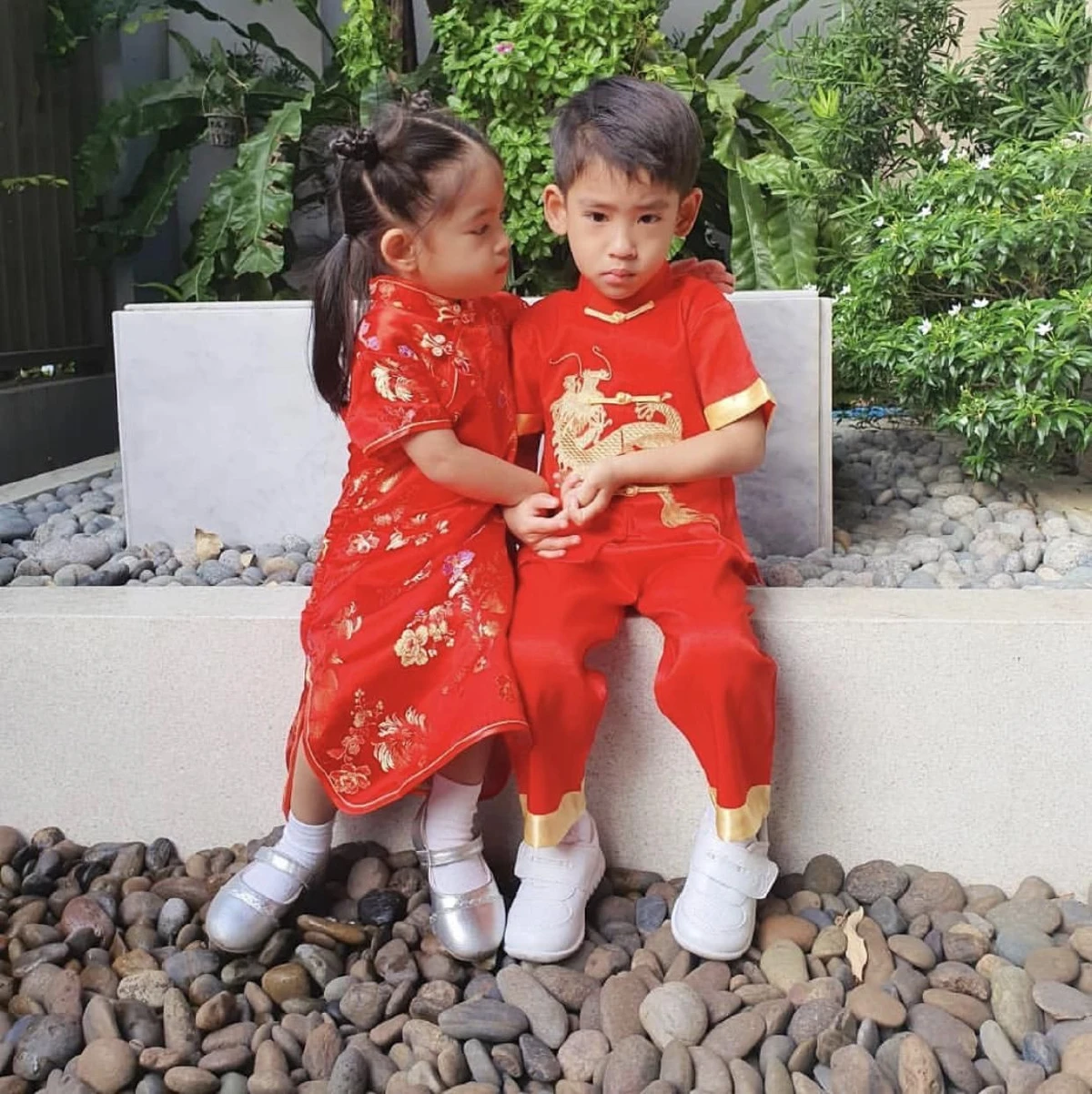 โอปอล์ เผยโมเม้นต์แอบเศร้า! อยากถ่ายรูปแต่ลูกแฝด น้องอลิน-อลัน ไม่จอย