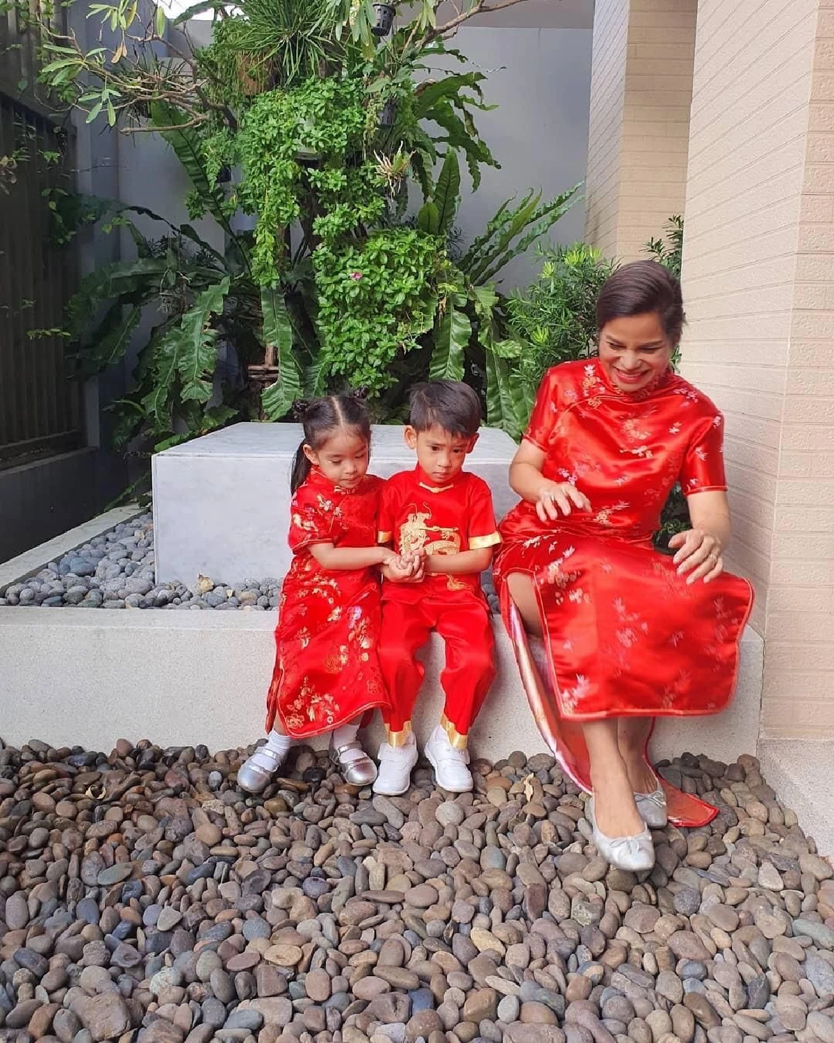 โอปอล์ เผยโมเม้นต์แอบเศร้า! อยากถ่ายรูปแต่ลูกแฝด น้องอลิน-อลัน ไม่จอย