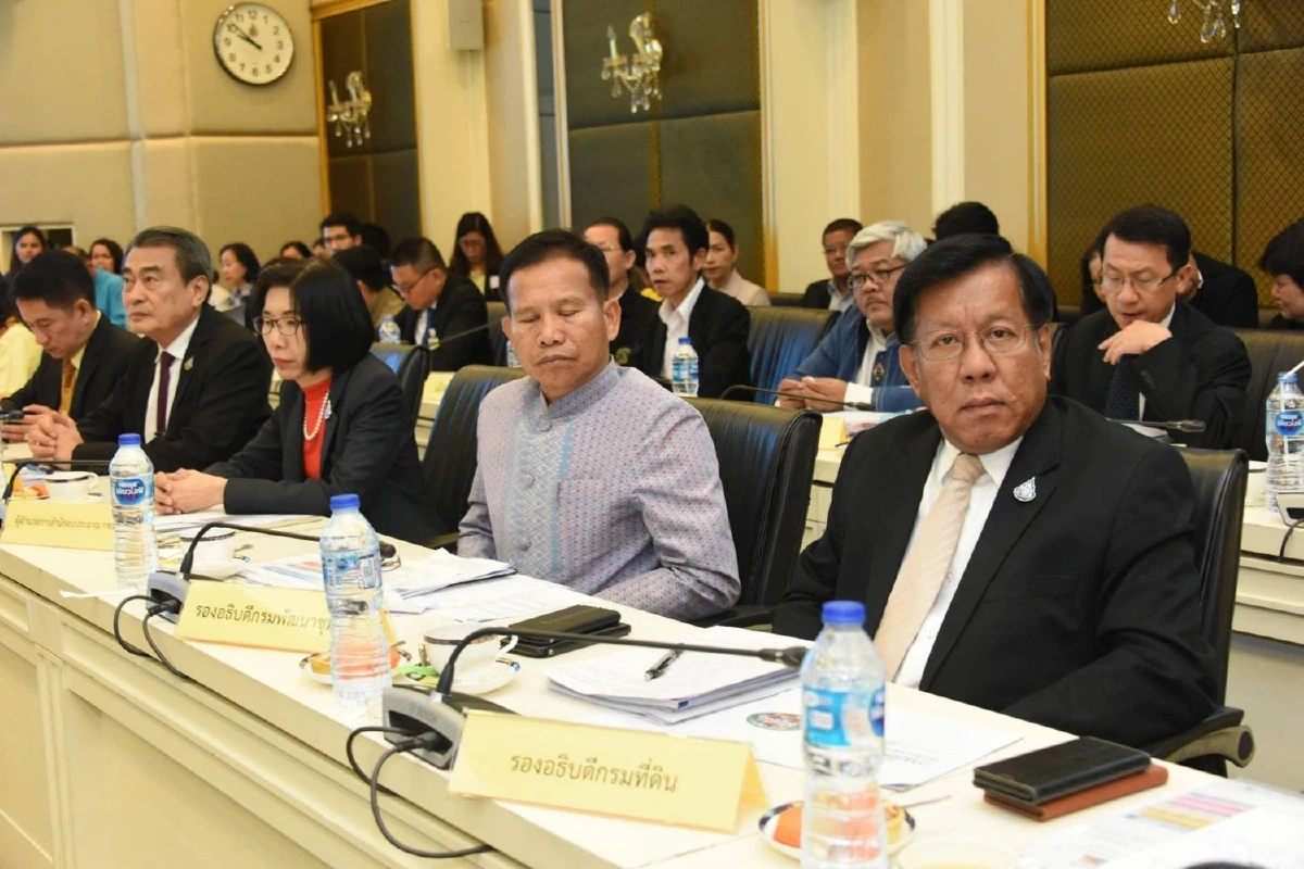 มท.1มอบนโยบายจัดทำงบปี64 ต้องยึดประโยชน์ประชาชนเป็นหลัก