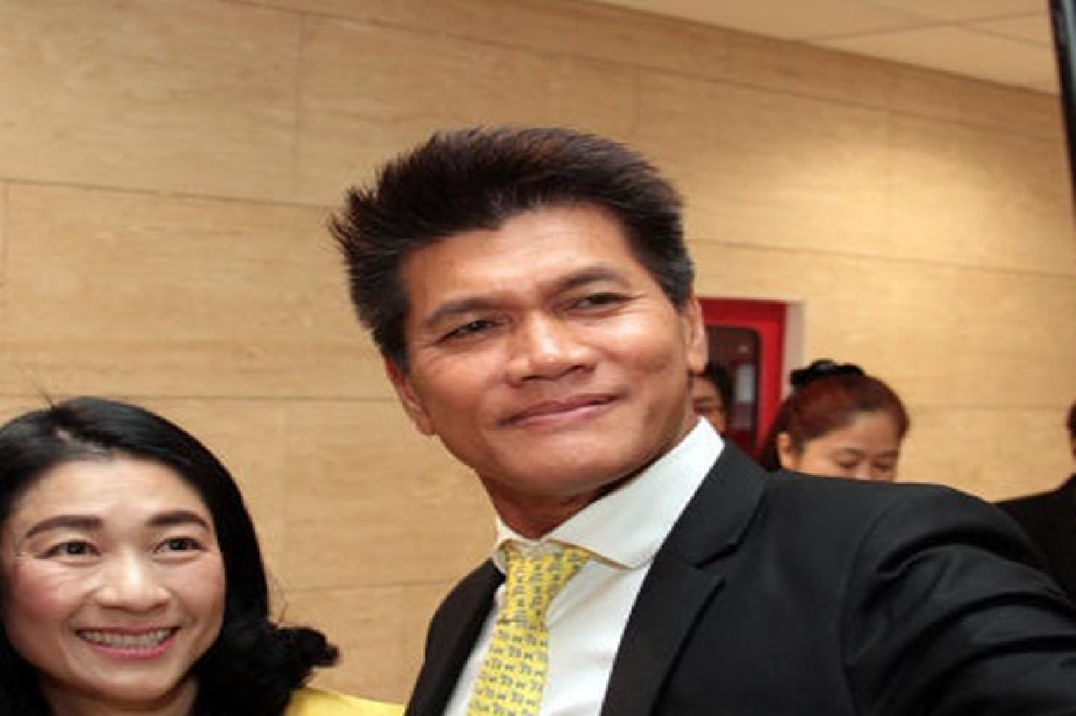 "สาธิต" ป้อง "นิพิฏฐ์" รับได้ หากรัฐบาลล้ม เพราะถูกแฉเสียบบัตรแทน "สาธิต" ป้อง "นิพิฏฐ์" รับได้ หากรัฐบาลล้ม เพราะถูกแฉเสียบบัตรแทน
