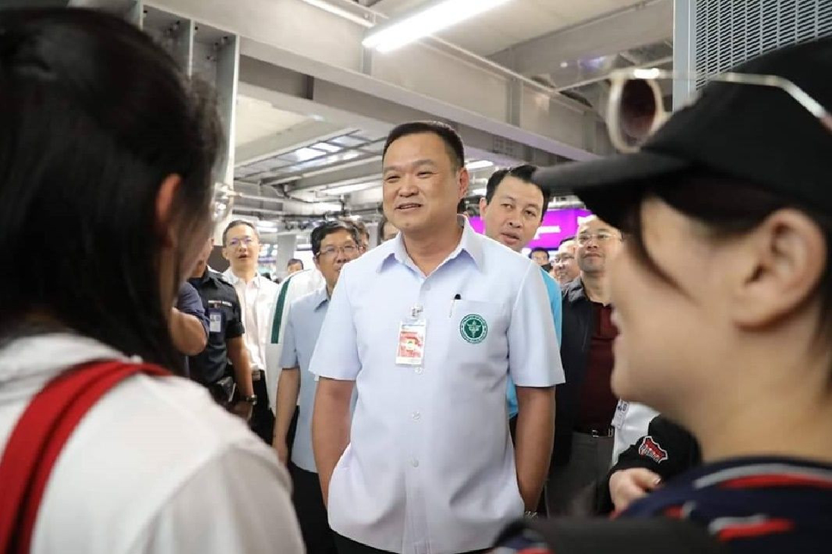 ไทยไม่ประมาท! อนุทินสั่งติดเครื่องสแกนอุณหภูมิยกระดับคุมเชื้อไวรัสอู่ฮั่น ไทยไม่ประมาท! อนุทินสั่งติดเครื่องสแกนอุณหภูมิยกระดับคุมเชื้อไวรัสอู่ฮั่น