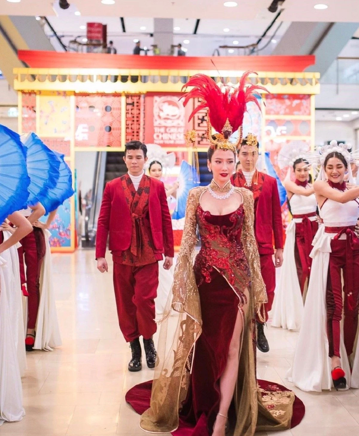 ส่องภาพซุปตาร์แต่งสวยหล่ออลังการ ฟาดงานอีเว้นท์ใหญ่เฮงรับตรุษจีน