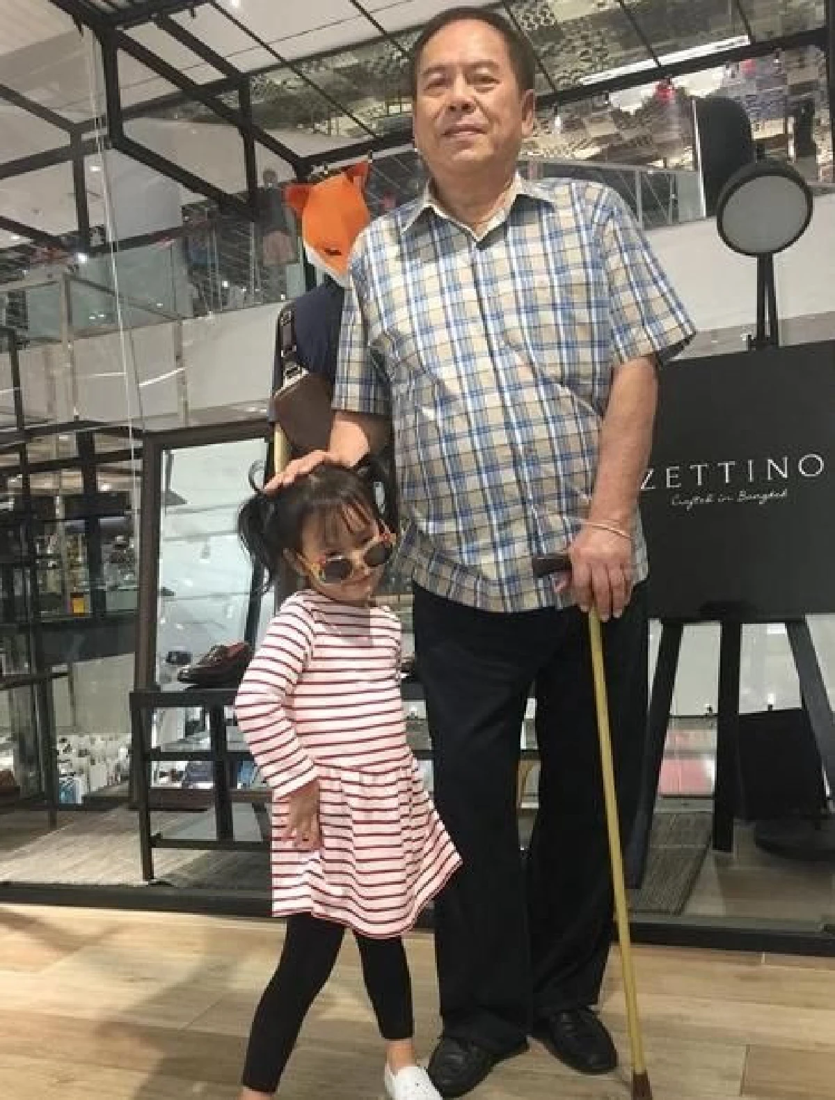 "น้องปีใหม่” หิ้วส้มไหว้ "คุณปู่ไพวงษ์" เอาฤกษ์เอาชัยรับต้นปีใหม่จีน