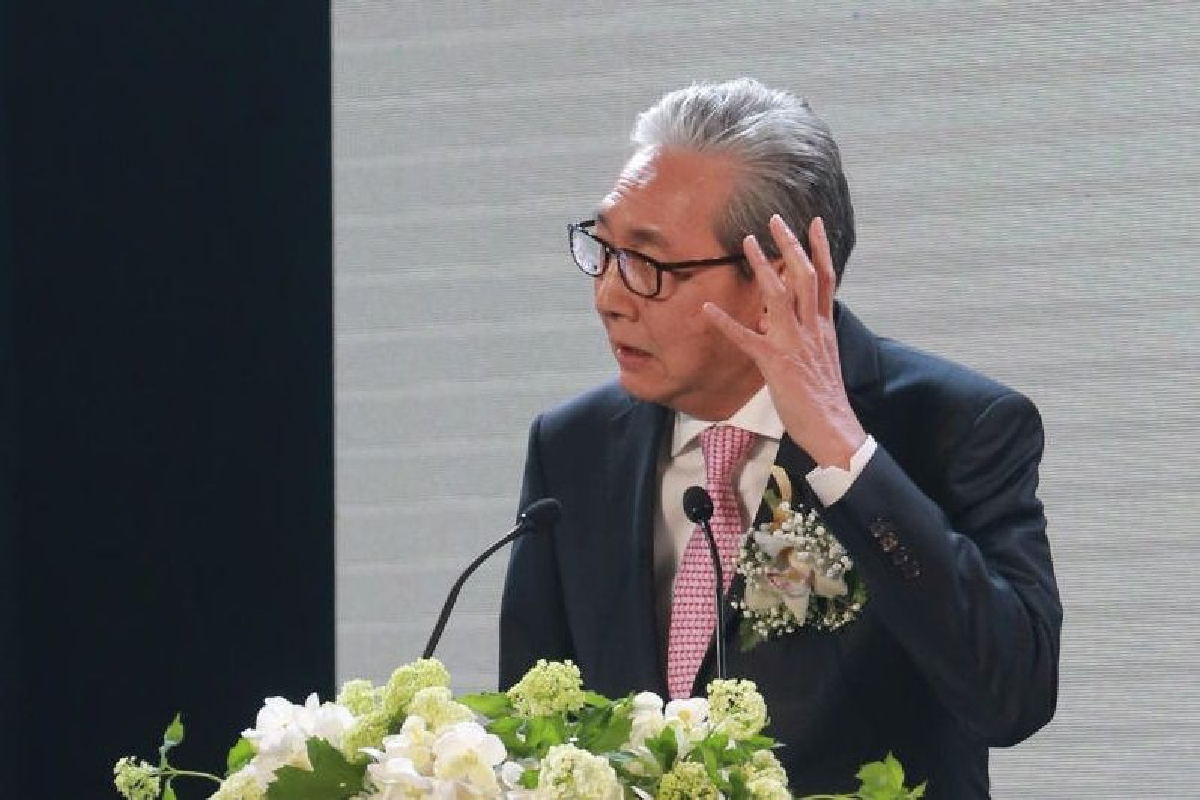"สมคิด"ปลอบขวัญตลาดหุ้นมีลงก็มีขึ้น "สมคิด"ปลอบขวัญตลาดหุ้นมีลงก็มีขึ้น