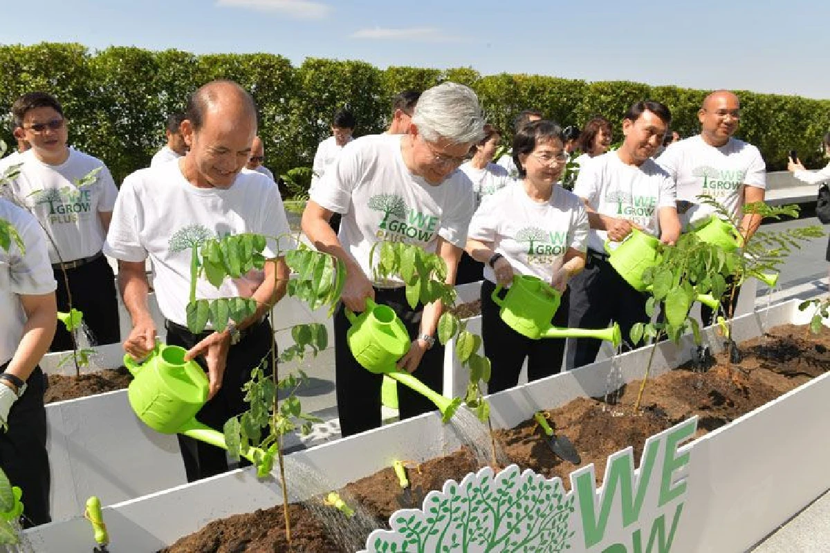 เครือซีพีจับมืออบก.ประกาศความร่วมมือการปลูกไม้ยืนต้นเพื่อความยั่งยืน ชี้เป็นวาระสำคัญของโลกที่ ทุกภาคส่วนต้องร่วมกันสร้างความเปลี่ยนแปลงเพื่ออนาคตของโลก