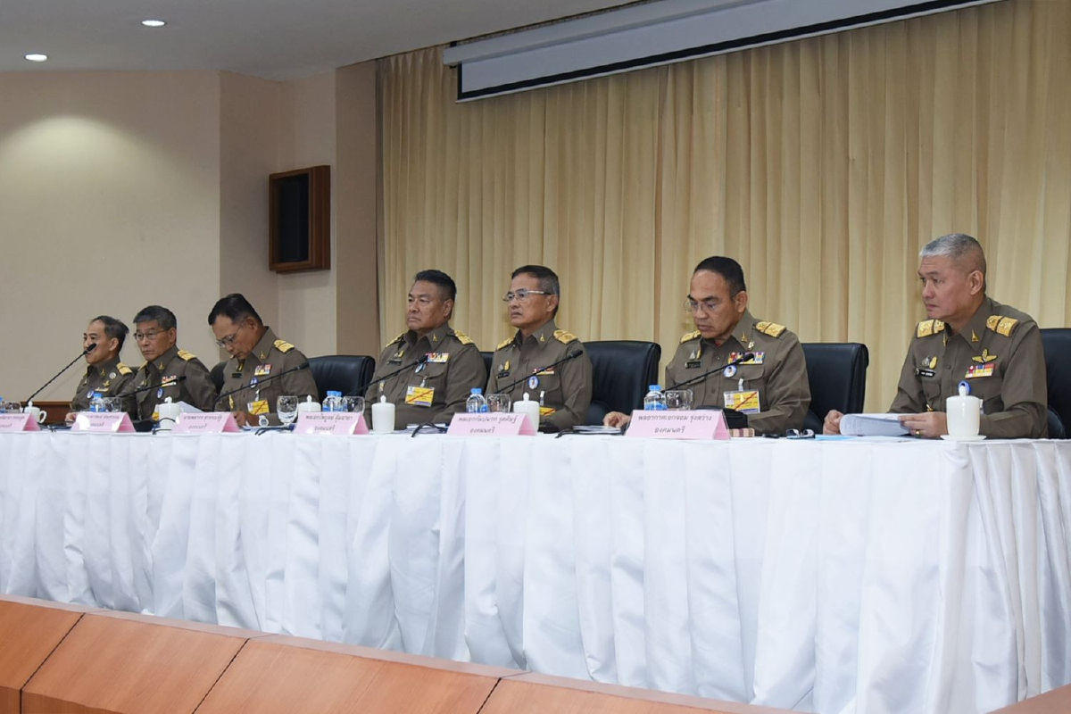 คณะองคมนตรี ร่วมกับ บก.ปภ.ช. ติดตามสถานการณ์น้ำและการแก้ไขปัญหาภัยแล้ง คณะองคมนตรี ร่วมกับ บก.ปภ.ช. ติดตามสถานการณ์น้ำและการแก้ไขปัญหาภัยแล้ง
