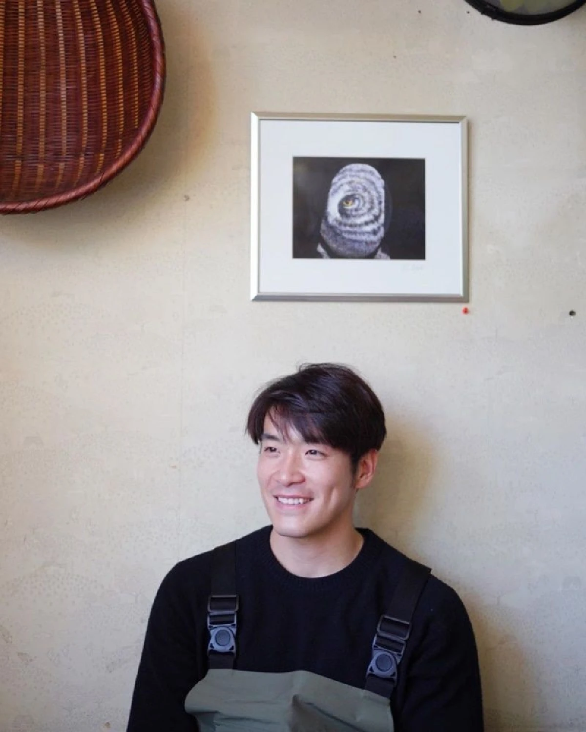 เทียบความหล่อ! อาเล็ก ธีรเดช โพสเลียนแบบ เคน ธีรเดช เหมือนเป๊ะทั้งหน้าและสถานที่