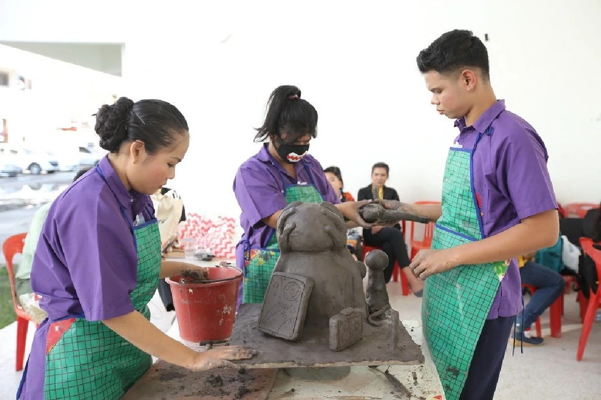 กพฐ. ตอกย้ำ “เด็กยุคใหม่ต้องก้าวทันโลกและเรียนรู้ได้ในทุกบริบท”