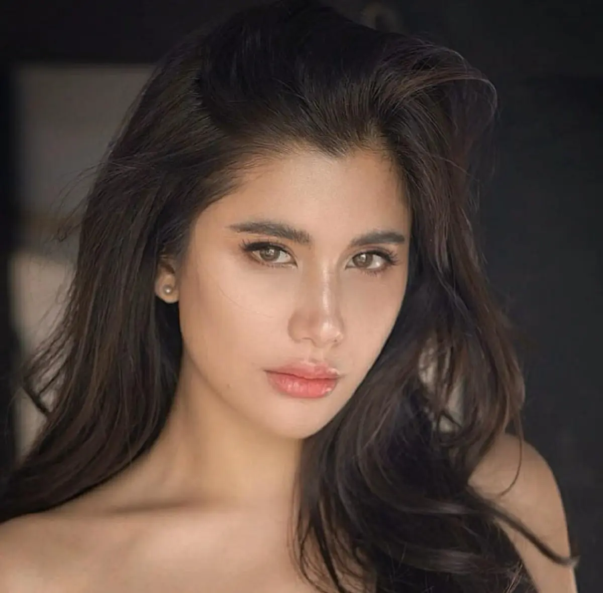 ปู ไปรยา โพสต์ภาพบ้านไม้หลังเก่าในวัยเด็ก ตัดพ้อคิดถึงชีวิตที่ไม่ยุ่งยาก