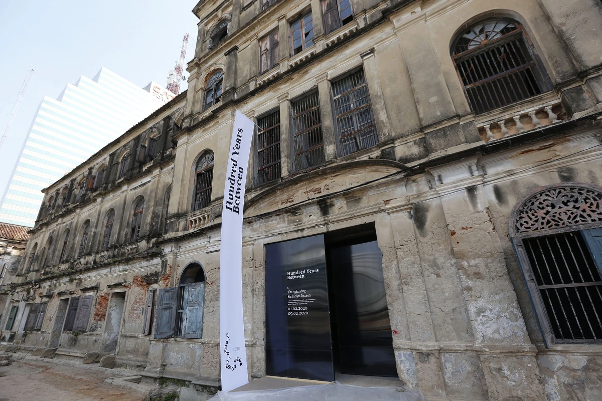 'Hundred Years Between' นิทรรศการภาพถ่ายตามรอยเสด็จฯ ร.5 โดยท่านผู้หญิงสิริกิติยา เจนเซน