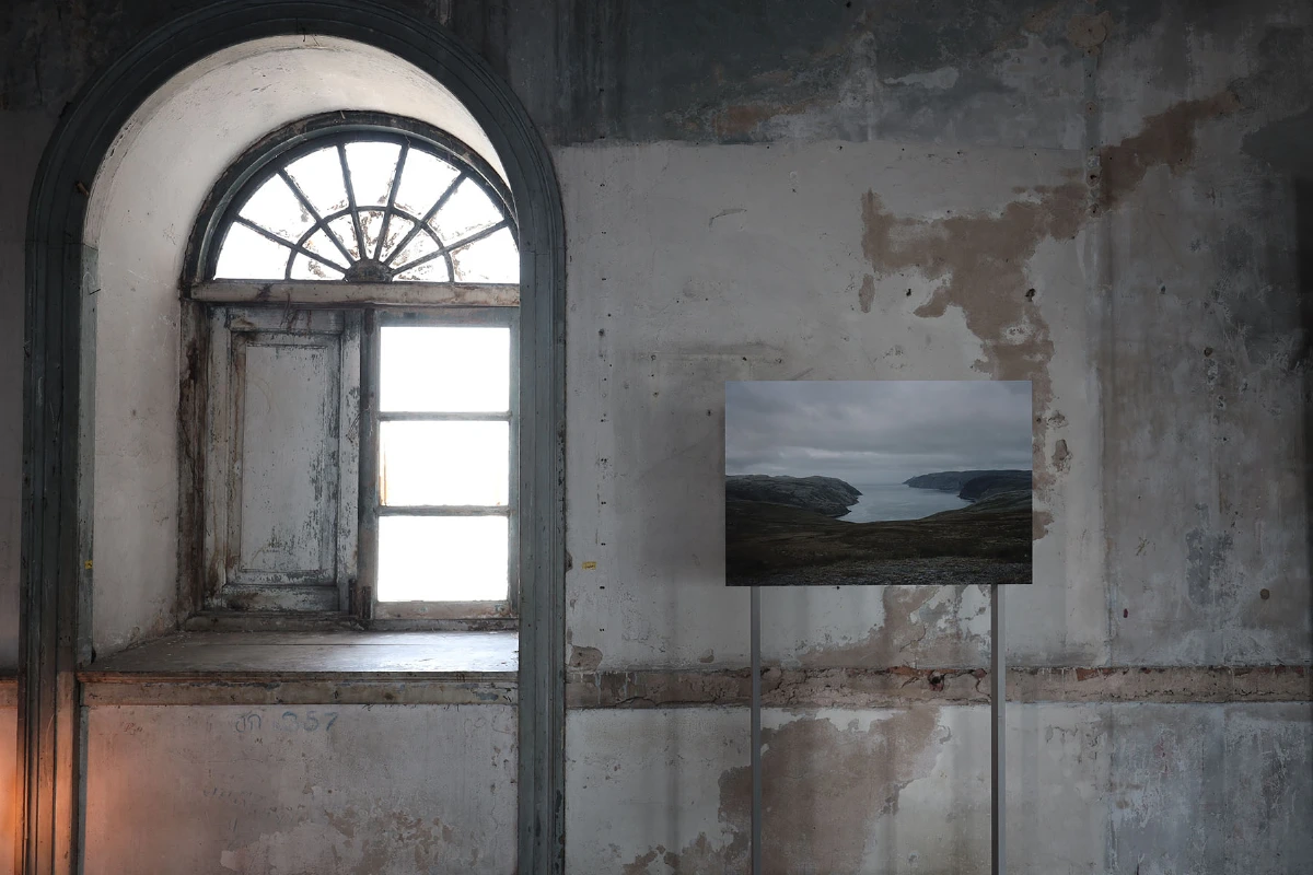 'Hundred Years Between' นิทรรศการภาพถ่ายตามรอยเสด็จฯ ร.5 โดยท่านผู้หญิงสิริกิติยา เจนเซน