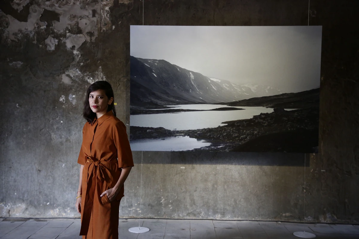 'Hundred Years Between' นิทรรศการภาพถ่ายตามรอยเสด็จฯ ร.5 โดยท่านผู้หญิงสิริกิติยา เจนเซน